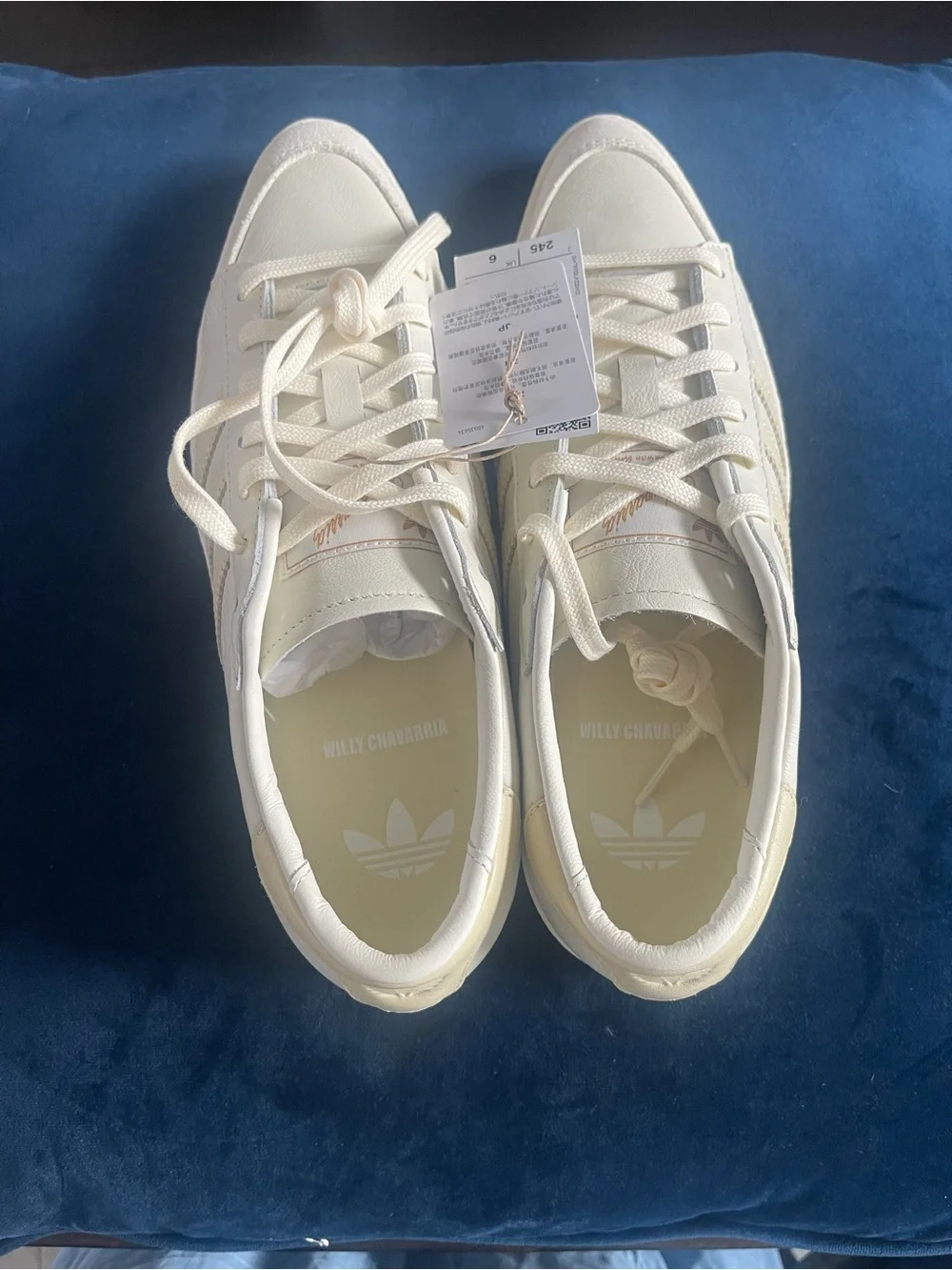 Jabbar DR Women's Sneakers — Cream